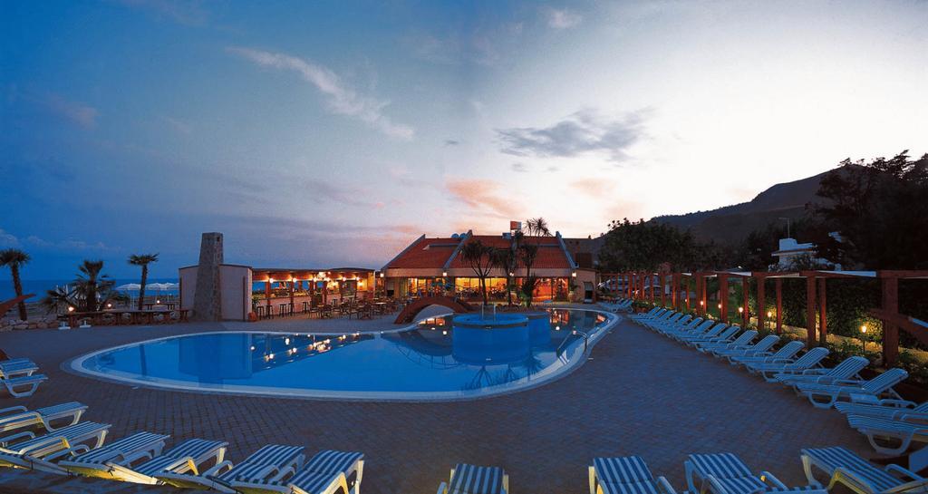 Trevi Village كامبورا سان جيوفاني المظهر الخارجي الصورة