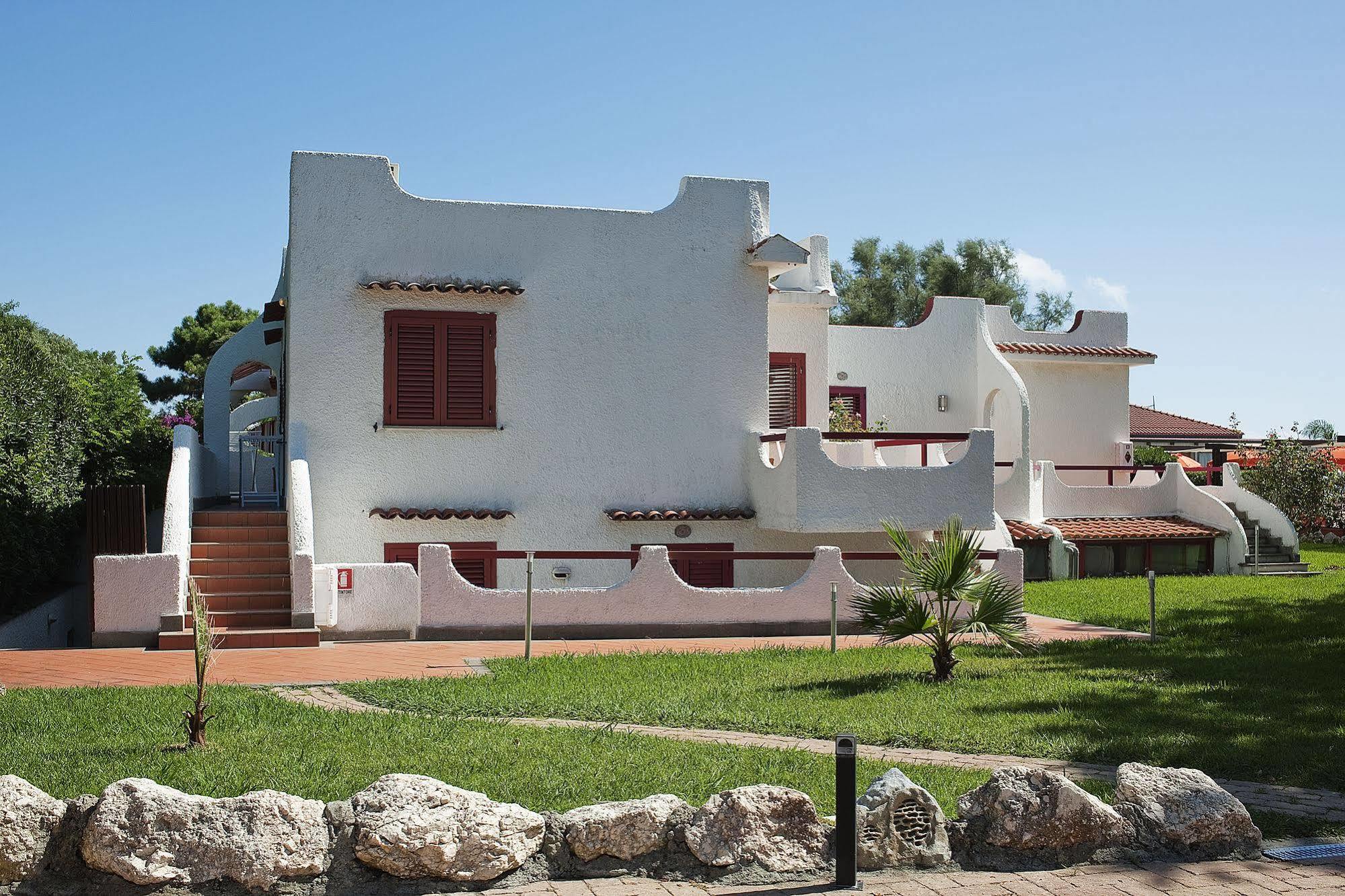 Trevi Village كامبورا سان جيوفاني المظهر الخارجي الصورة