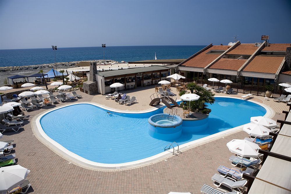 Trevi Village كامبورا سان جيوفاني المظهر الخارجي الصورة